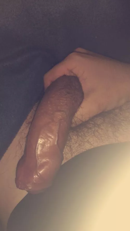 25 m looking for fit gooner bros who love showing ass