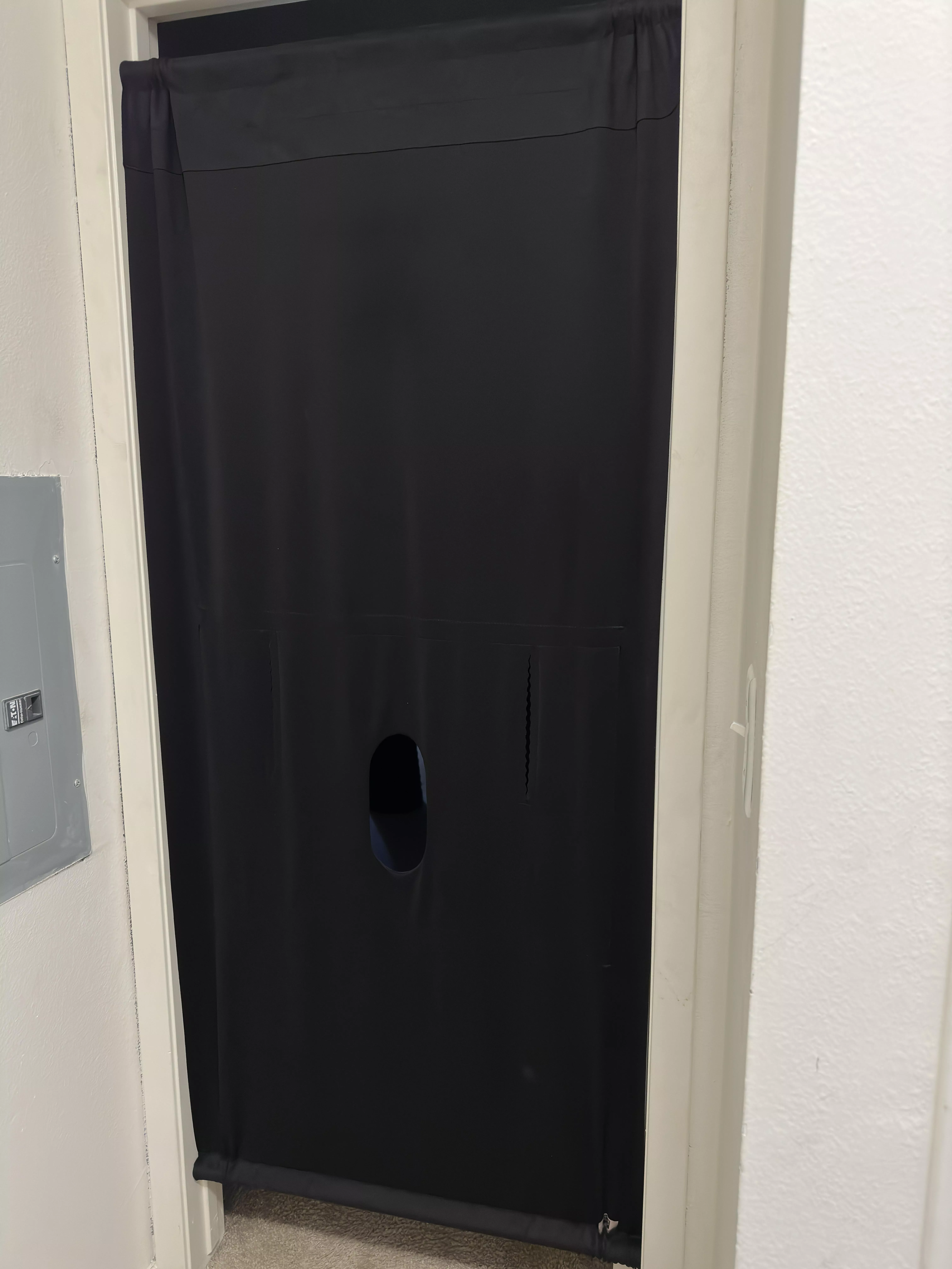 30 M4M Belleville, Gloryhole **send cock pic and age required for a response** Giving you head only. Looking for nice big cocks to get throated and swallowed. STD free here and expect the same. Have good hygiene. Serious only, no drugs