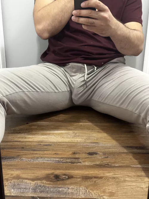 31 M4FM looking for a fun couple while I am visiting East TN in November.  