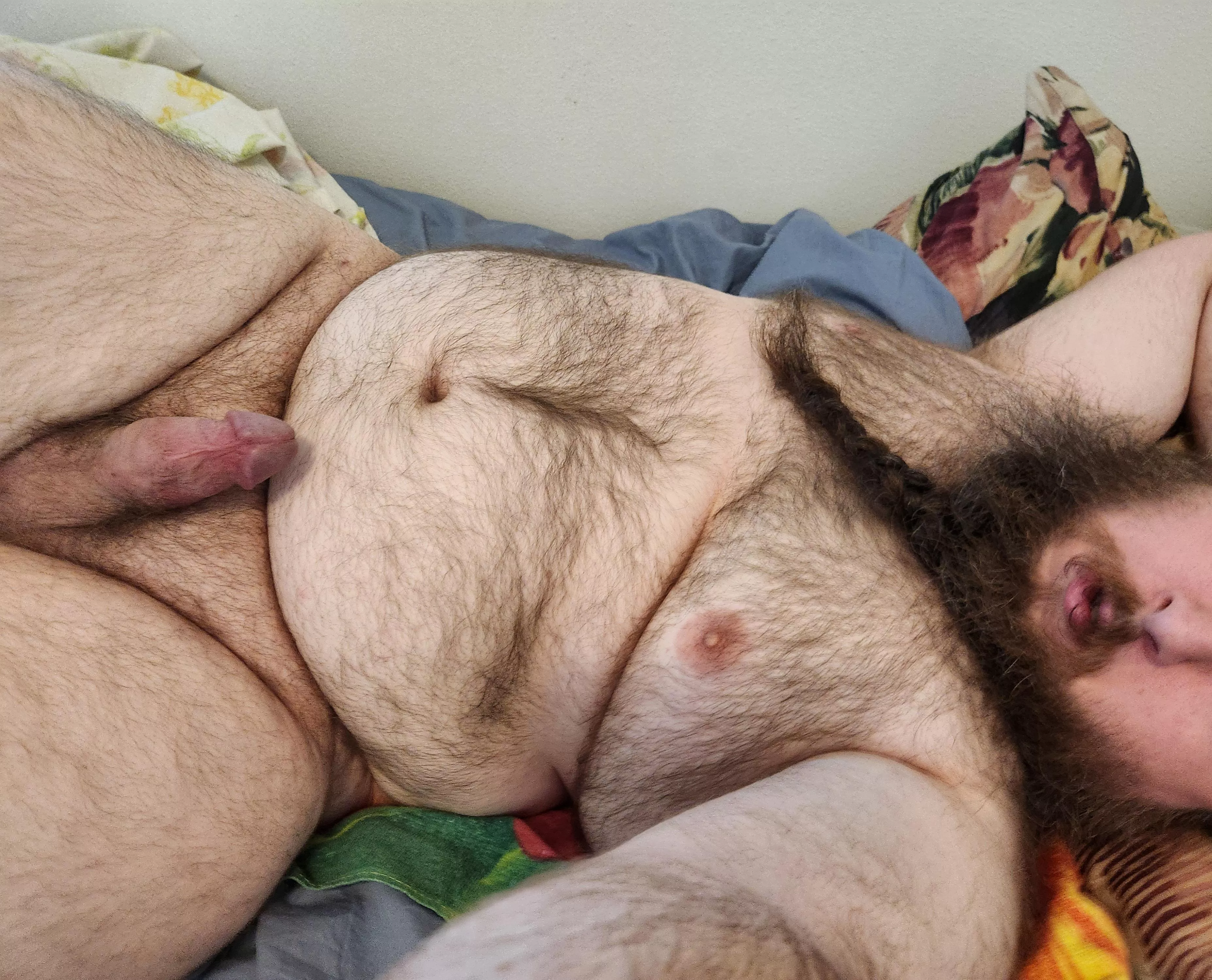 [32] Ready for a bear hug 