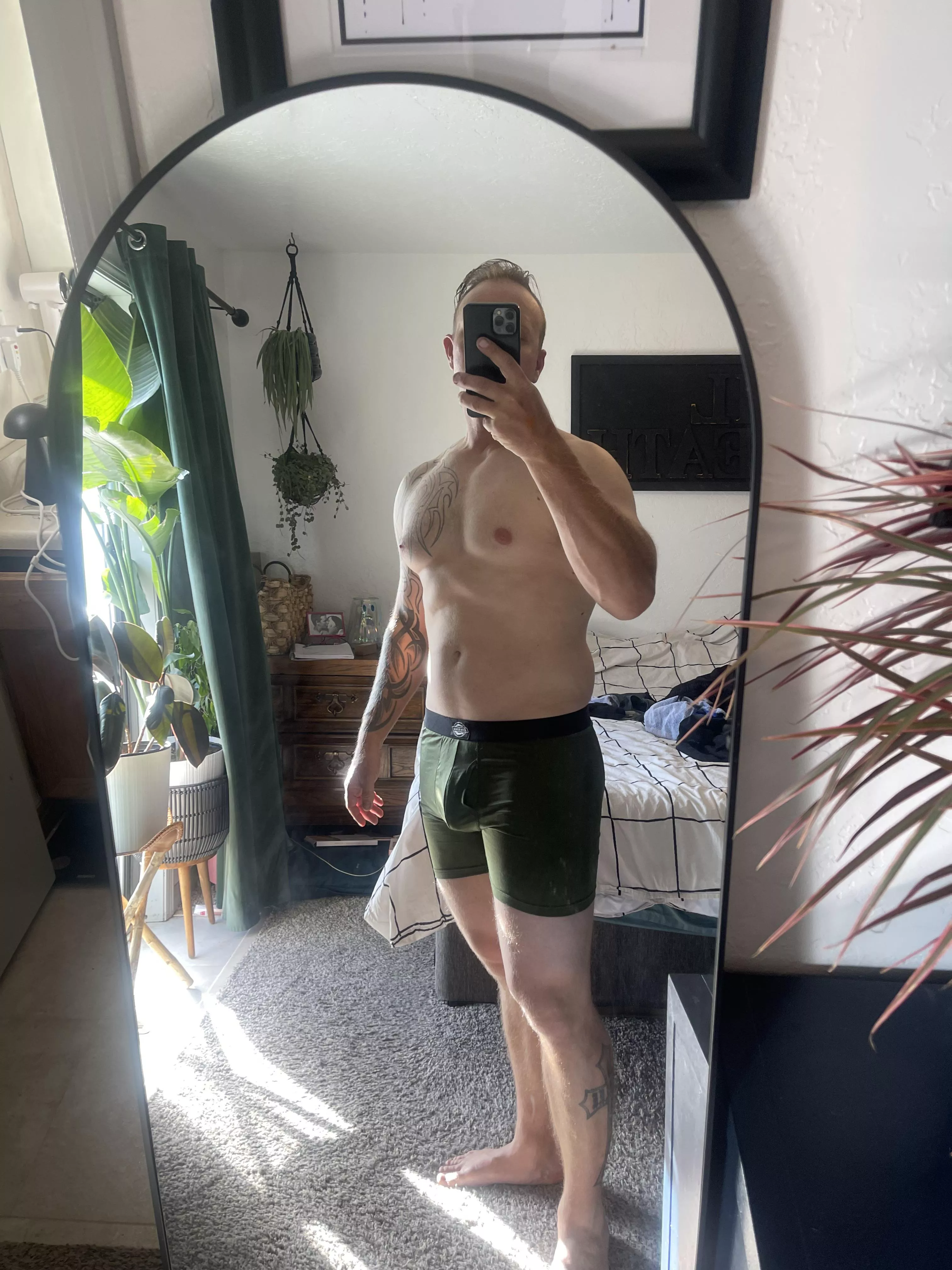 (35) mirror selfies 🥵