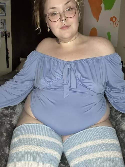 36/28 MF4F kcmo area looking to play and have fun 