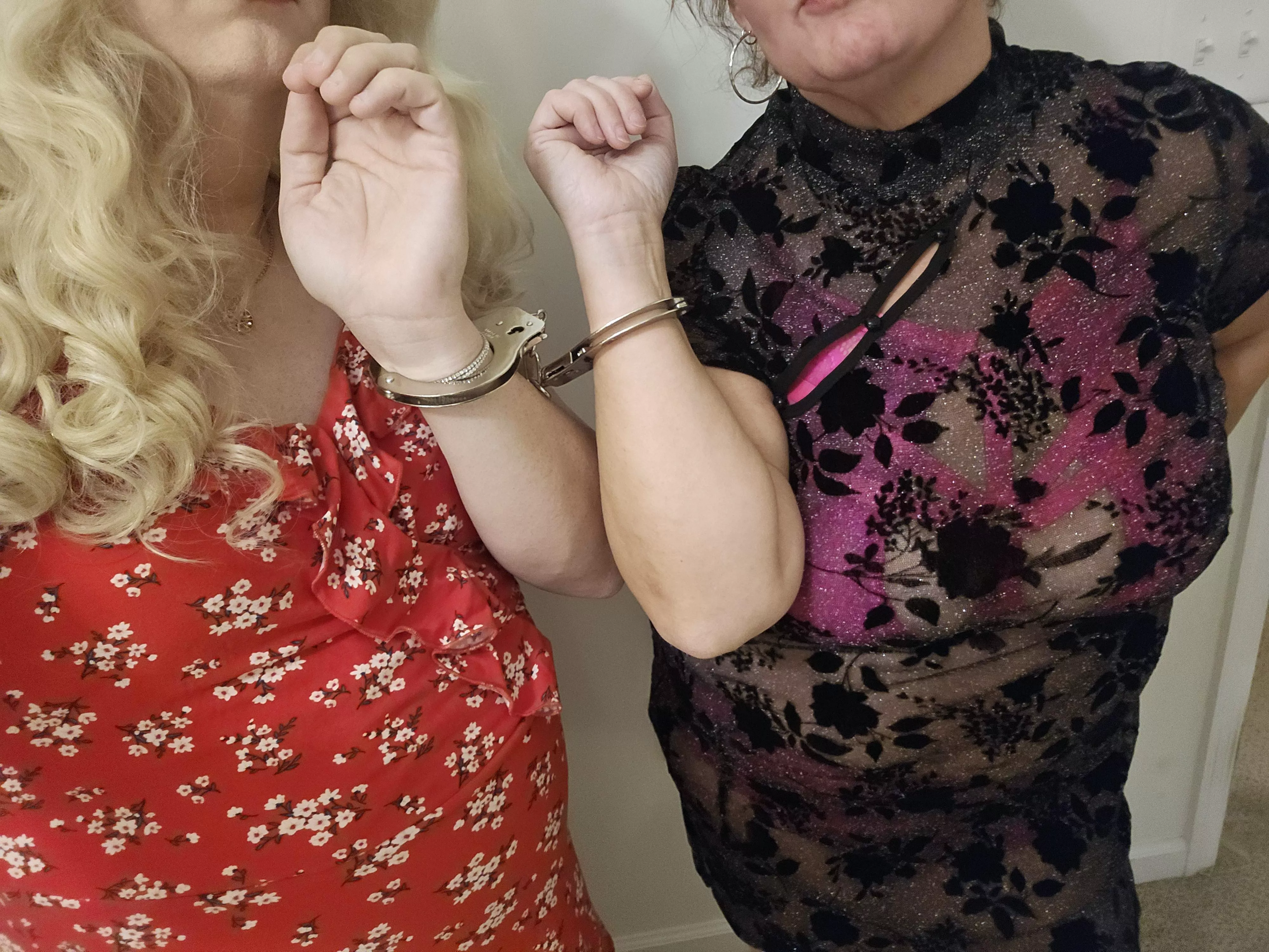 [41/49] [TF4MF] [Chesapeake] Couple (cis female and mtf) looking for kinky people, men, women, couples, trans..