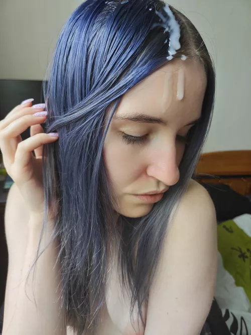 A rich cum shot on my hair and face only complements this selfie