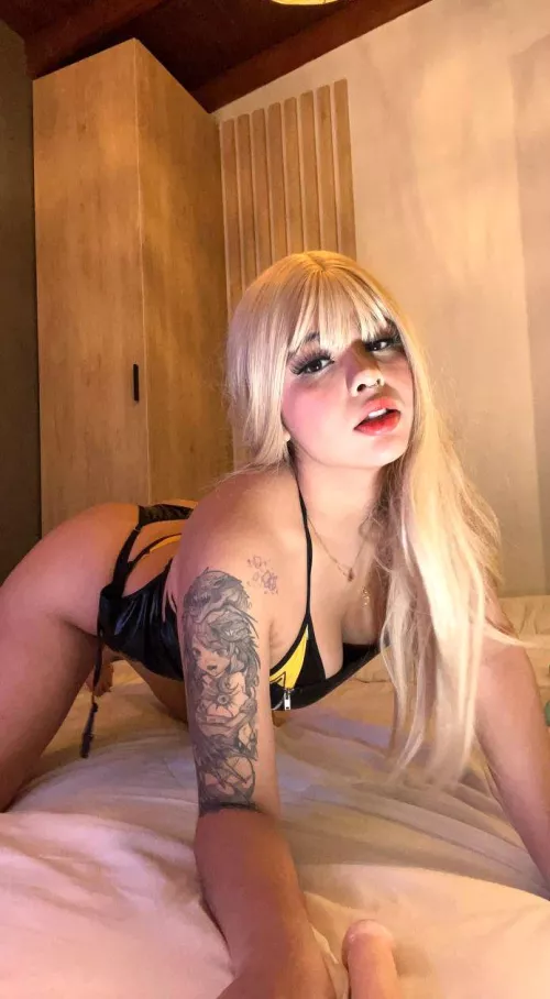 Any guy that’s at least twice my ageeee  is welcome to breed my barely legal body f18