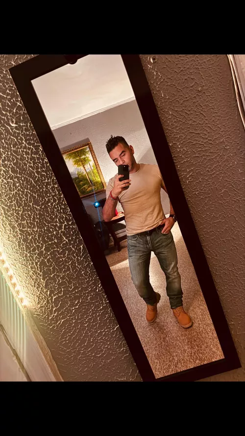 Anyone in nyc single Latin looking to hangout 39/M