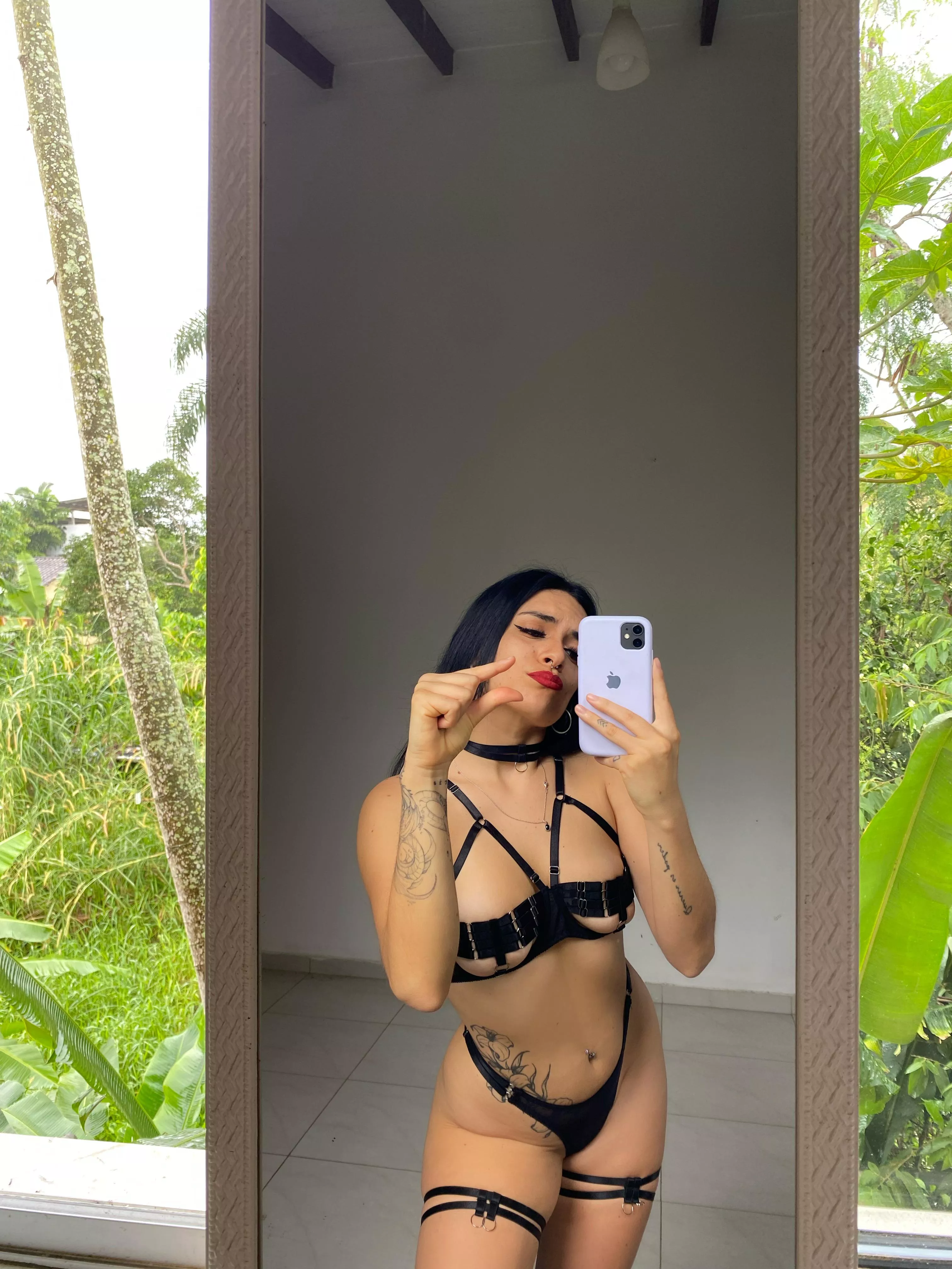 Aww, that little ugly dick… it’s like a tiny toy that just tickles 