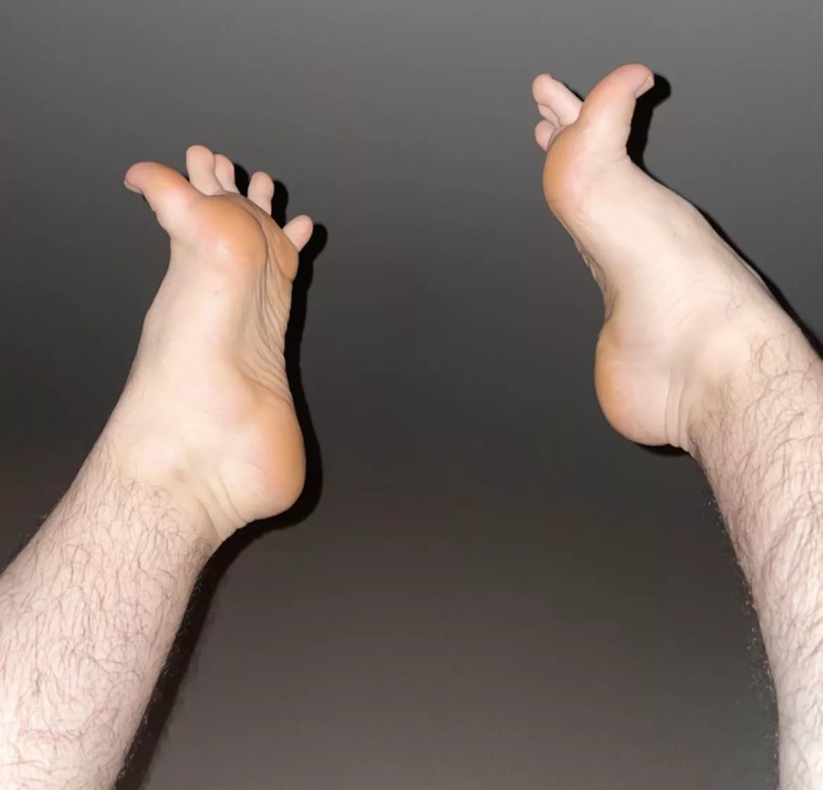 Blue collar man feet