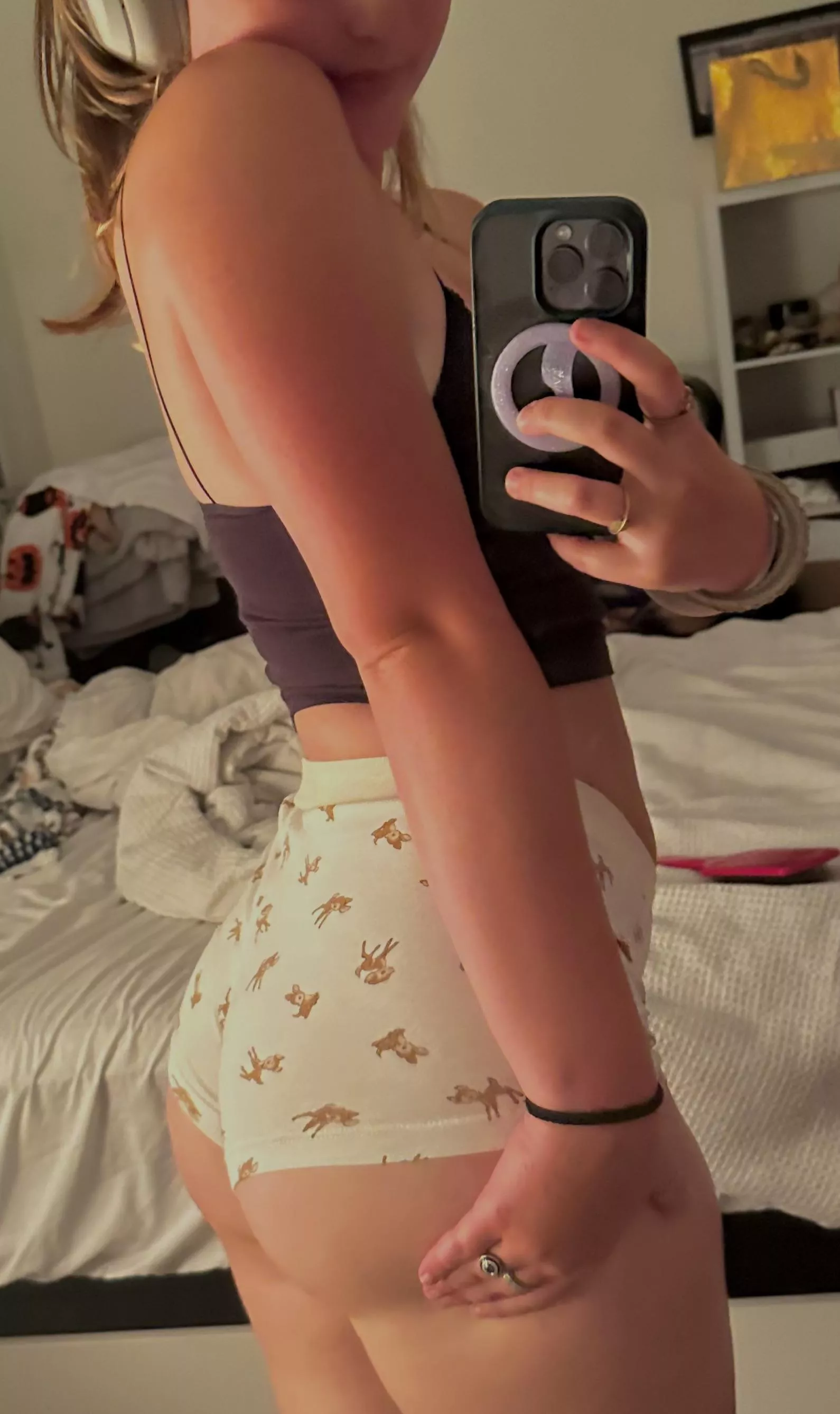 Can you handle a 2006 girl?