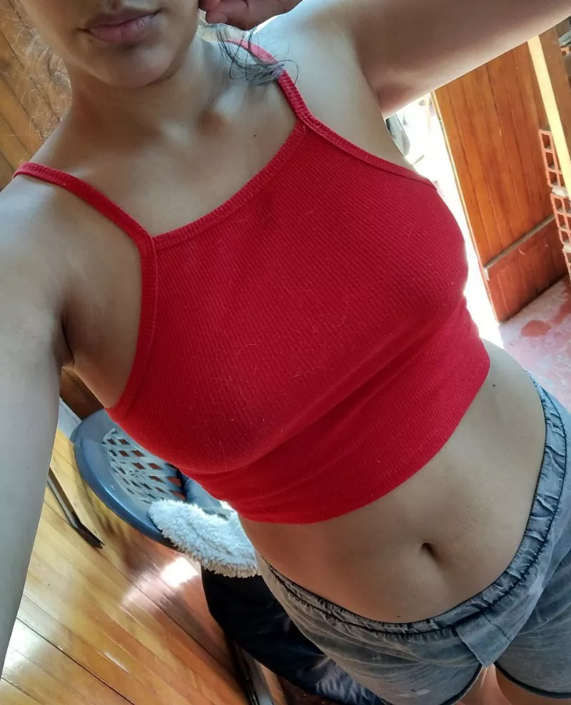 Croptop season is my favorite