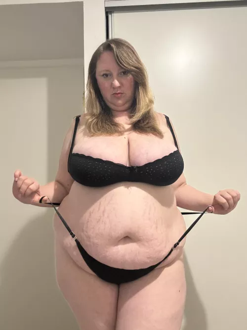 describe me in one word, i'm nearly 300lbs