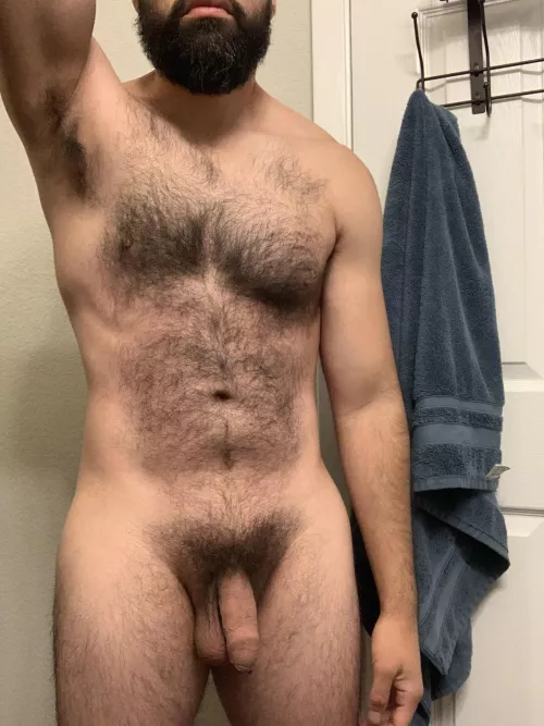 Do you like how hairy I am? 