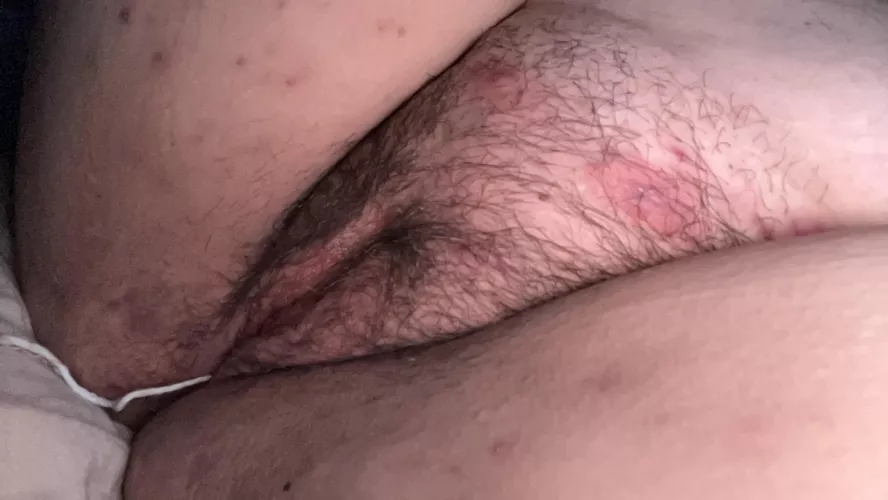 Do you like it served thick and hairy too 🥵💘🥰