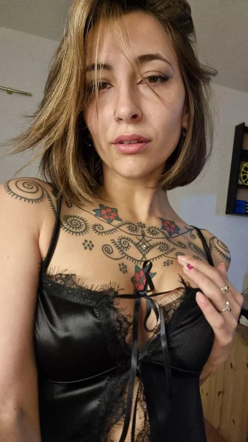 Does sucking dick well make girl a marriage material?
