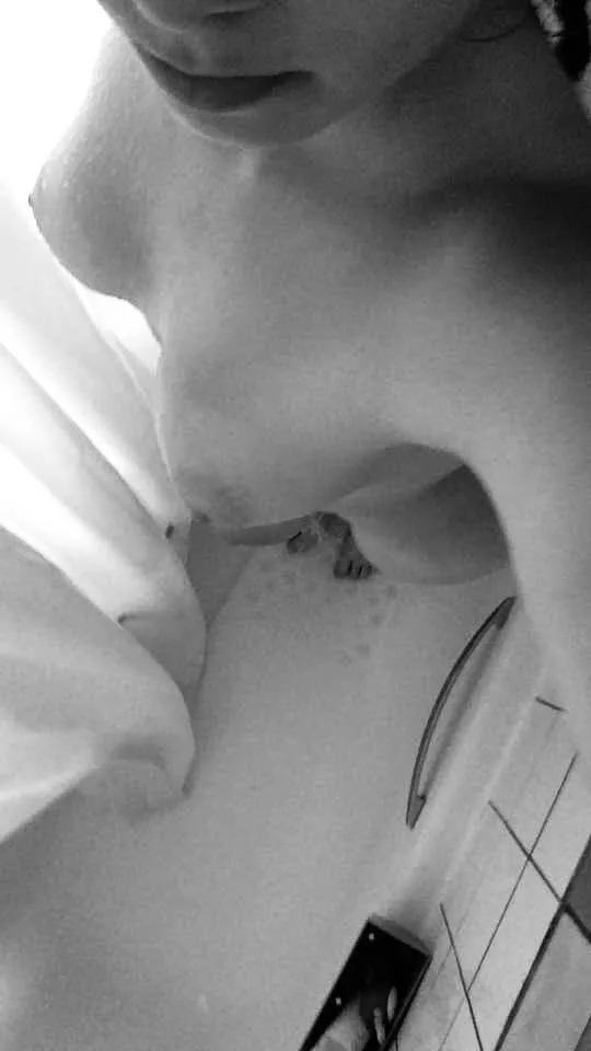 F28 Happy wet Monday xx