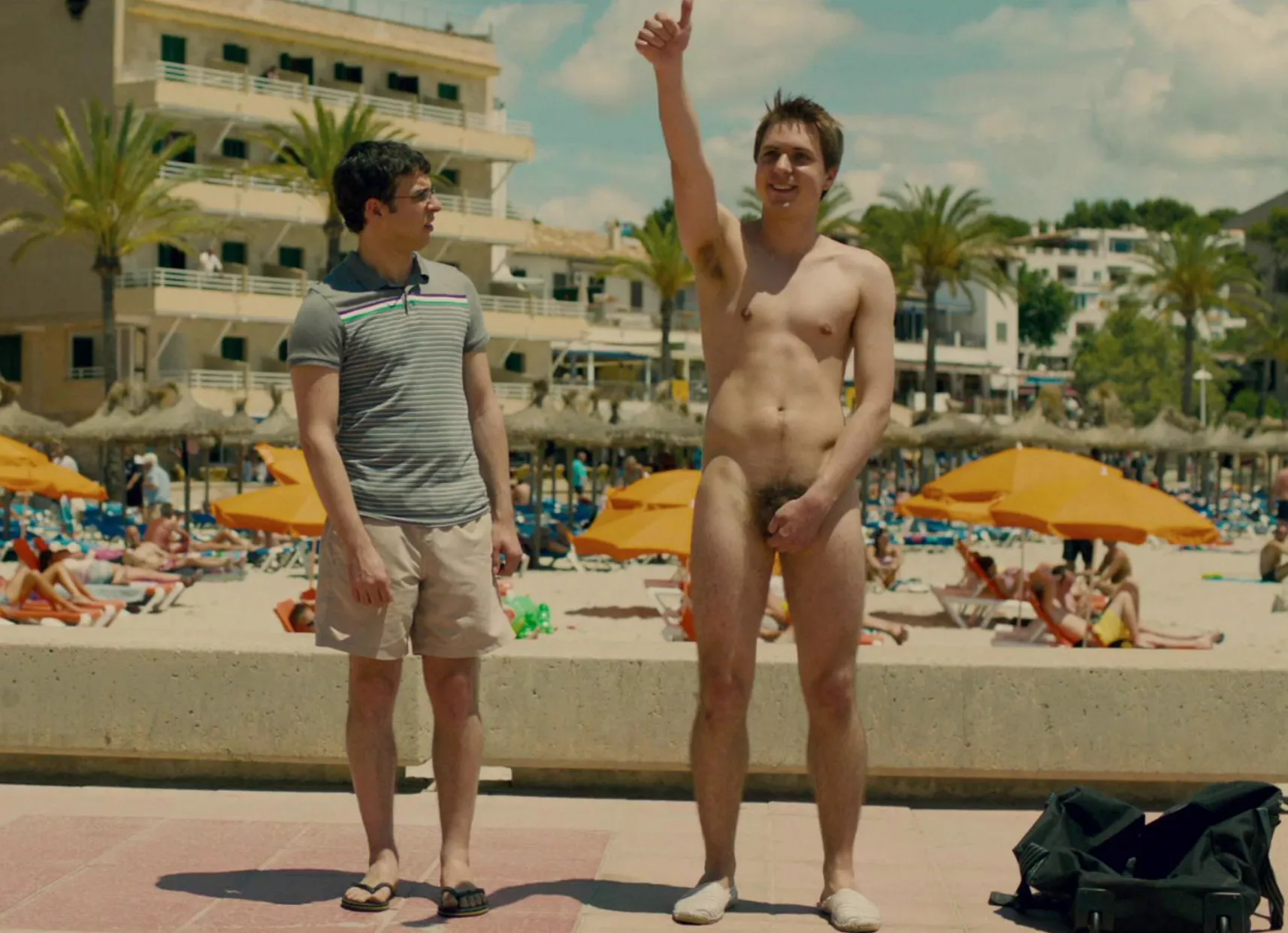 Gullible dude left naked after being tricked by a group of guys. (Video link in comments.)