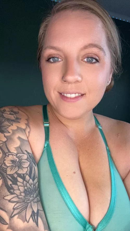 Happy Friday 🖤😈