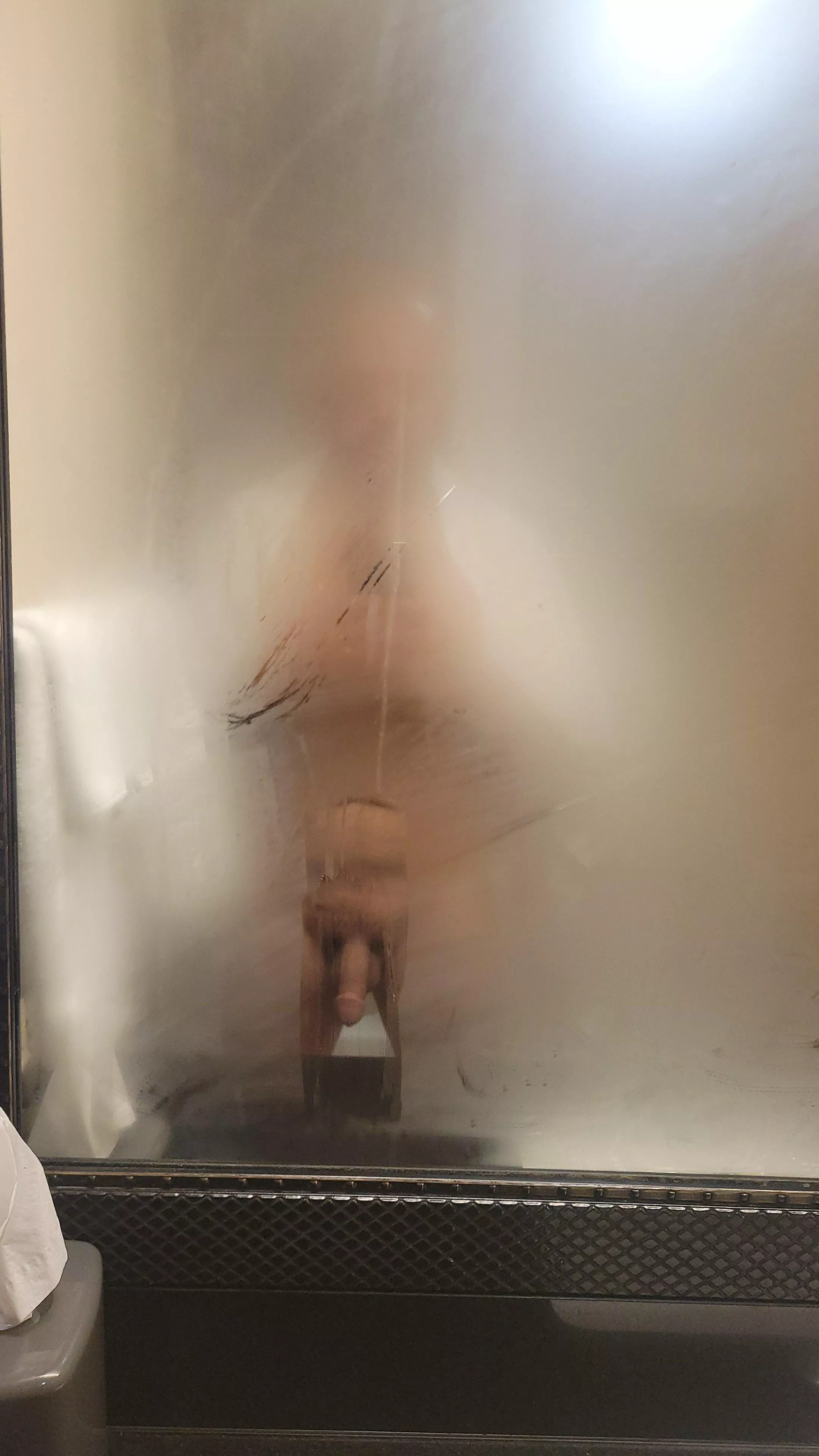 Hotels always have you feelin some type of way 😈