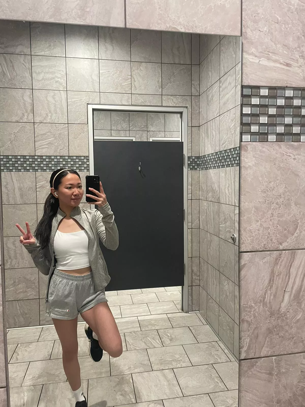 How many rounds will you give me ? 