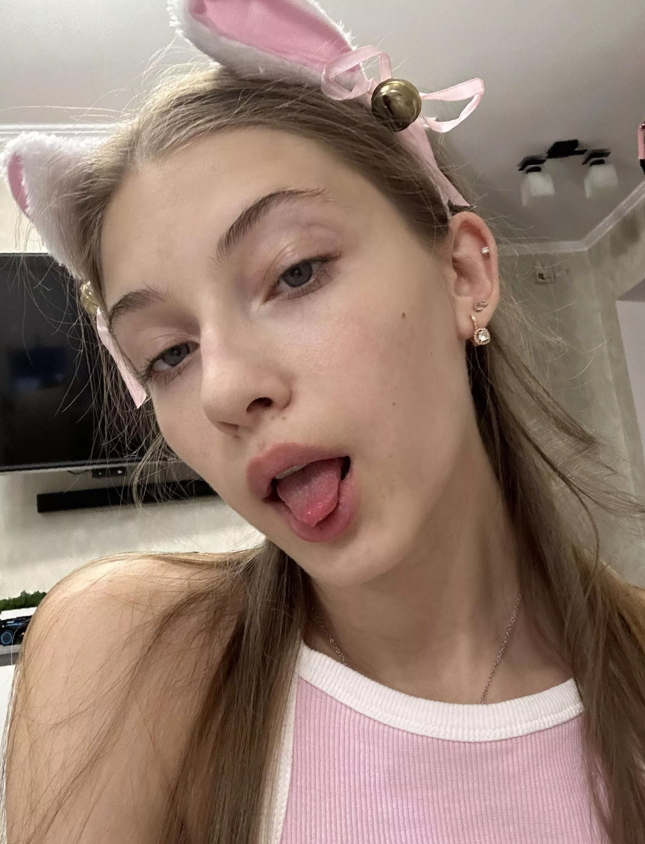 I always feel like a wildcat in my ears