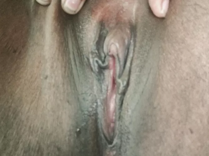 I have such an ugly cunt, I'm worse than a beta.