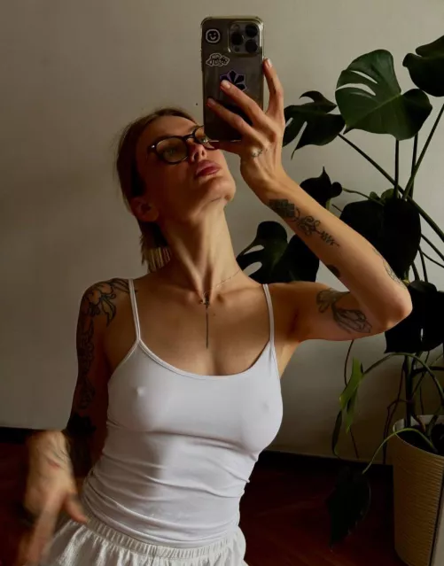 I love that feeling without bra 