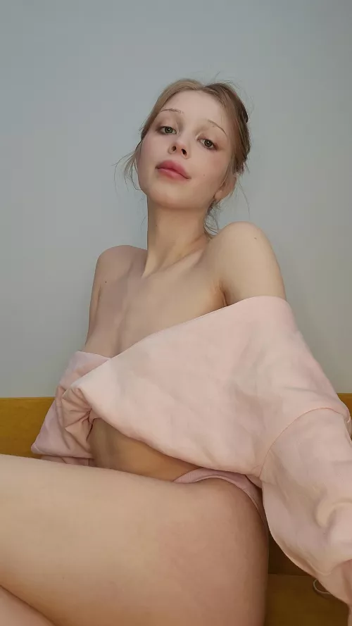 I want you to slap and fuck my bubble butt🤭