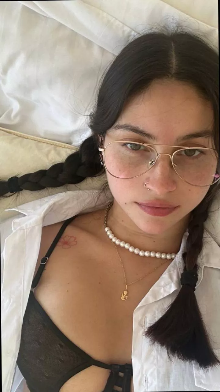 I'm a teen slut and can be sluttier 