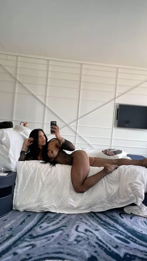 I’m just really horny for older guys