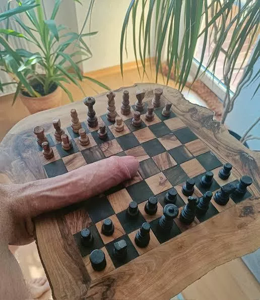 I’m looking for a new opponent. I’ll warn you I’m pretty good.