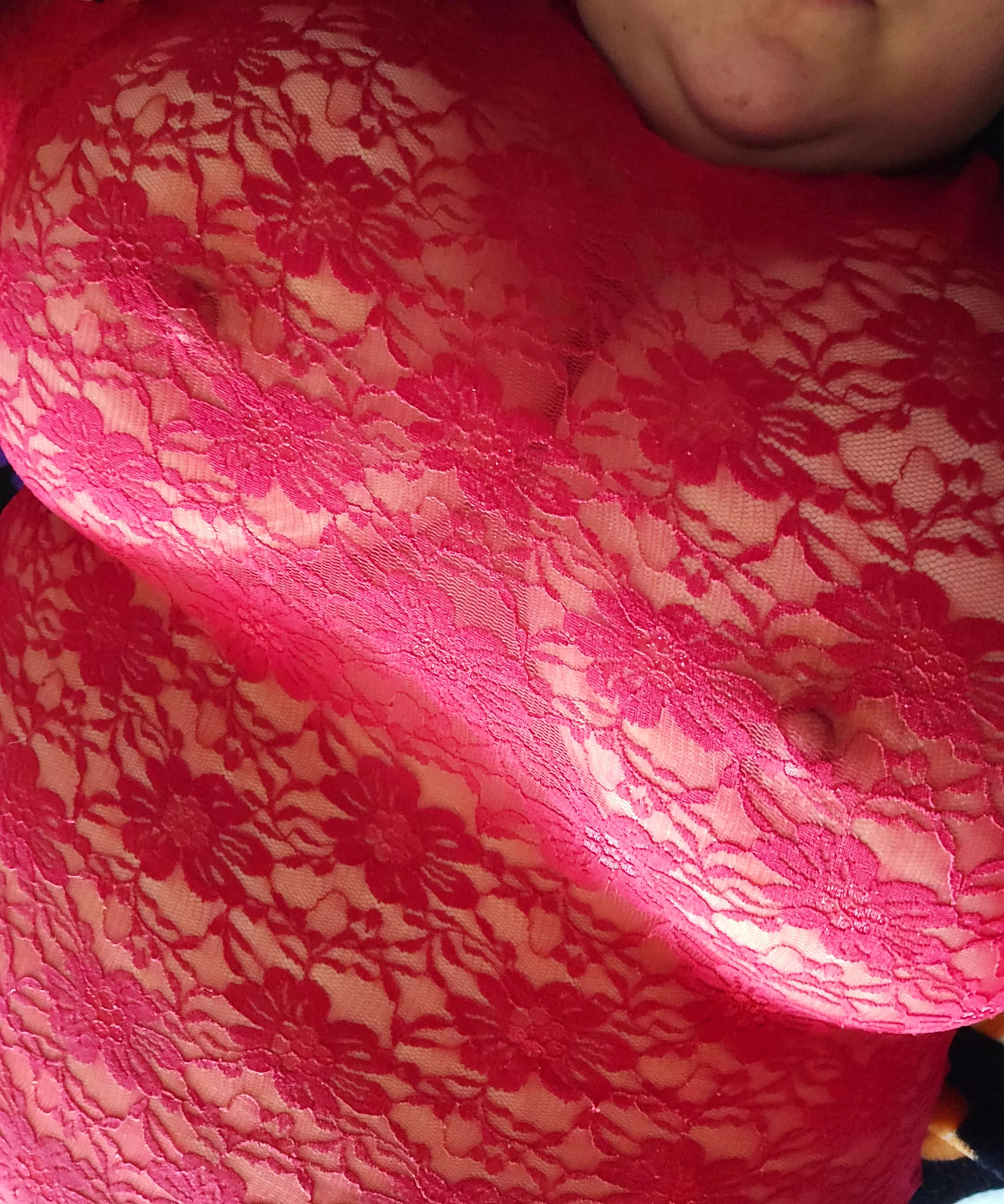 I'm not getting enough attention who wants to chat?