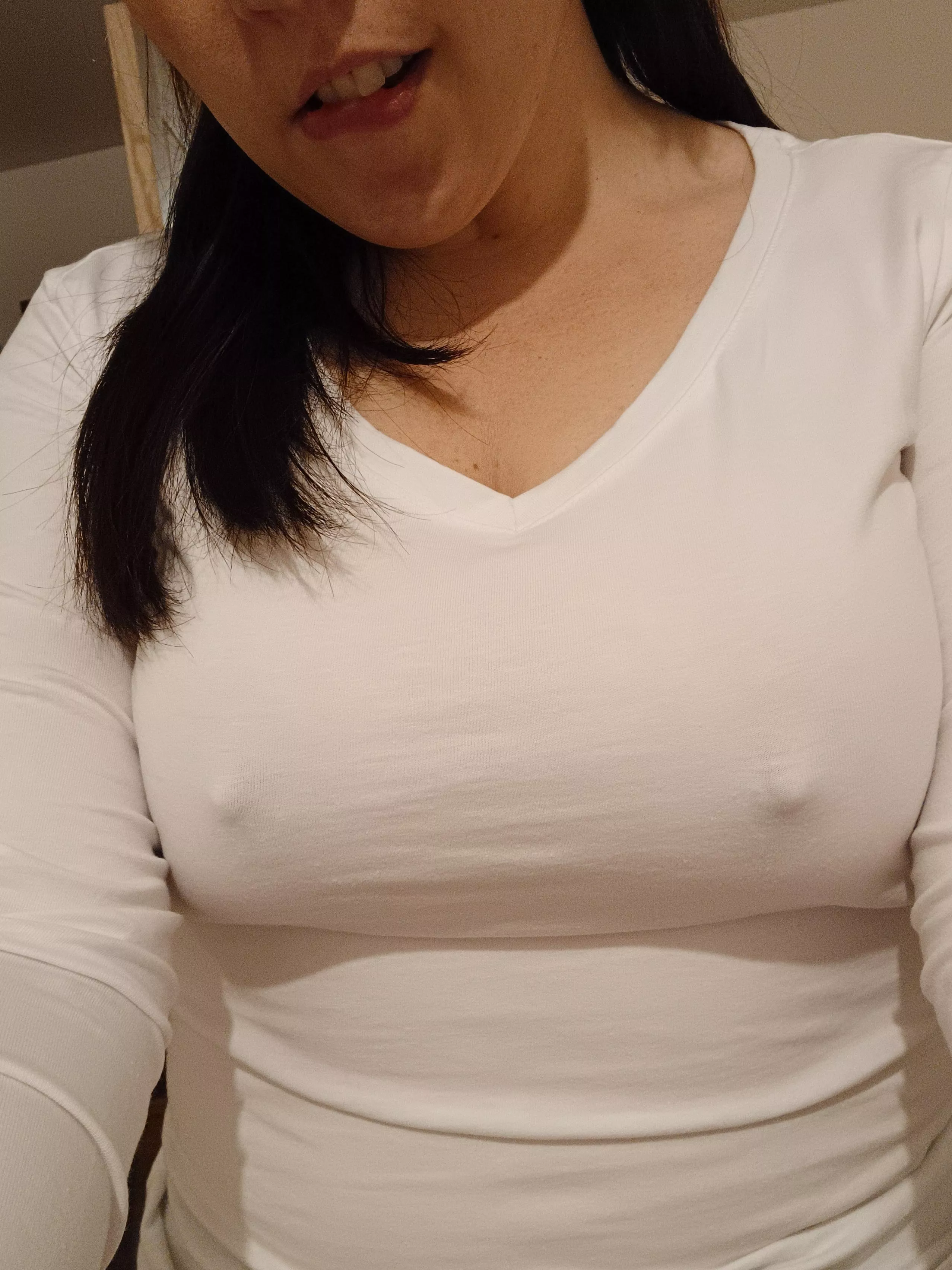 Is it nippy in here ? 