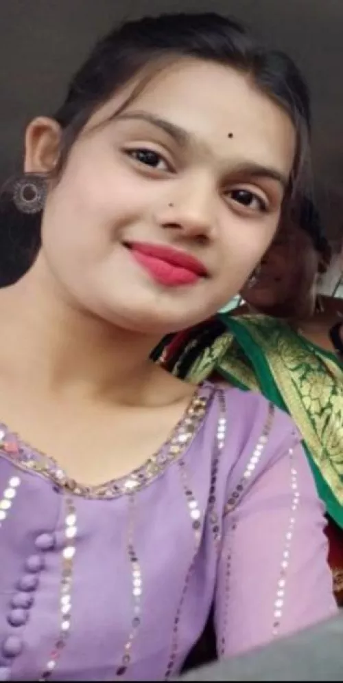 Ise dekh ke muth maroge 