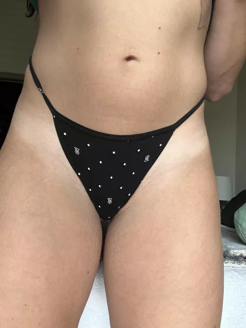 Kinda loving the high waisted look with these