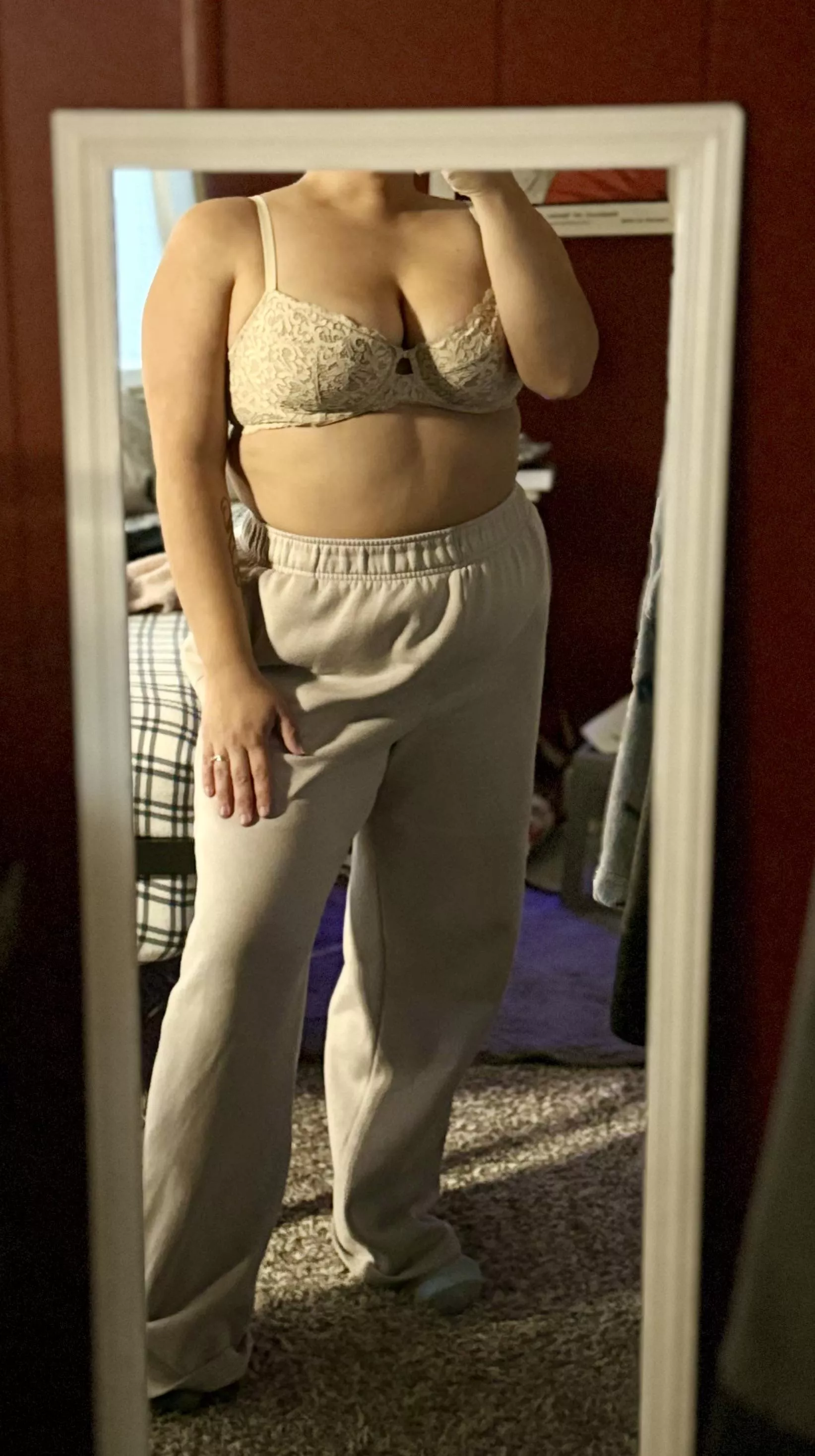 Look at you looking so desperate 💸