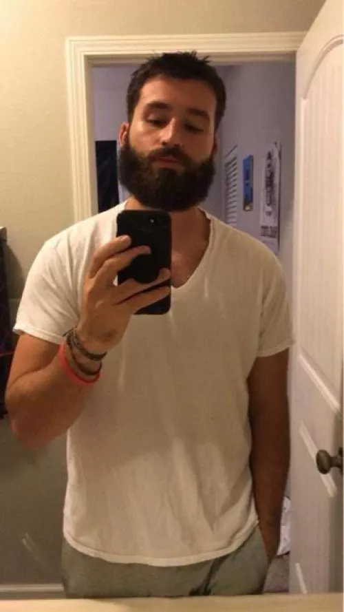 Looking for a baddie