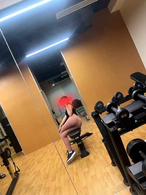 Looking for couple or F (cebu)