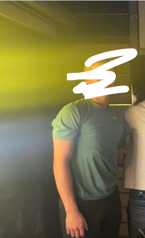 Looking for female? Athletic make STL or KC