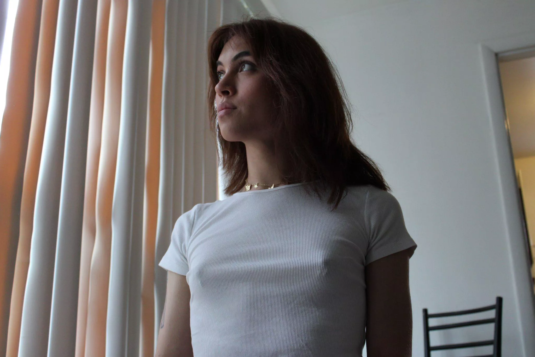 Looking out in the air 😲