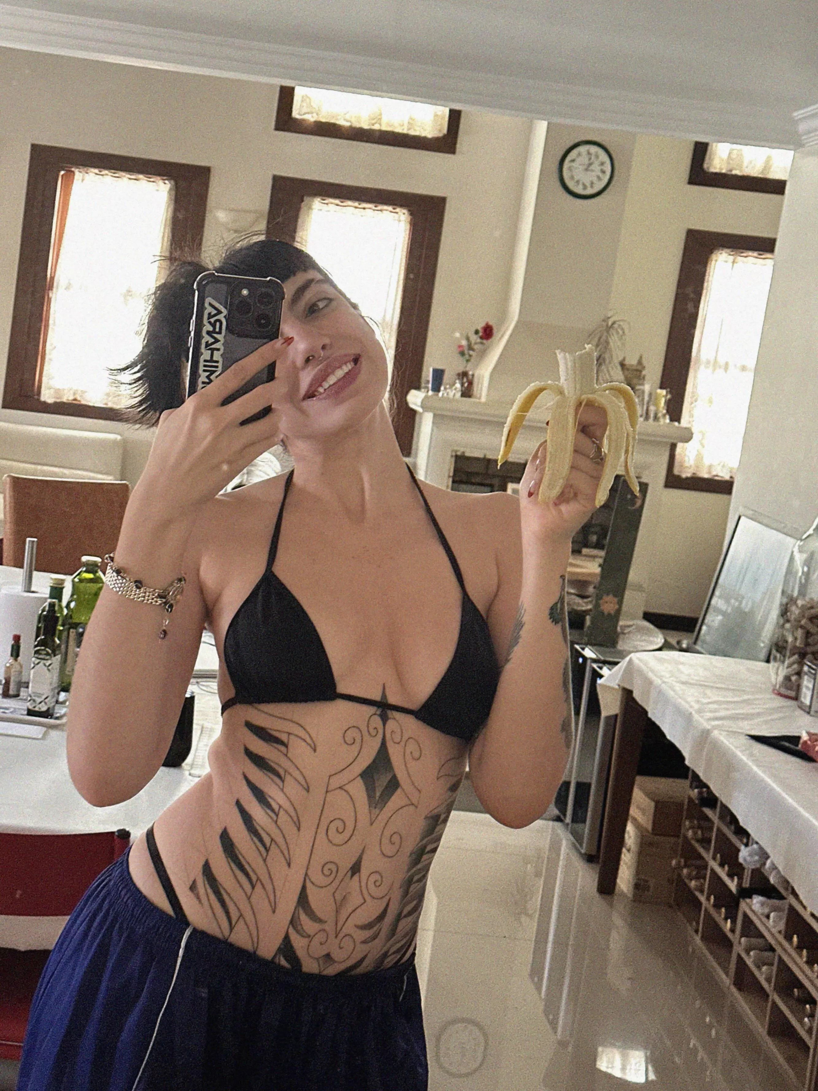 Looking to spice things up, lets have some fun 23[F4M]