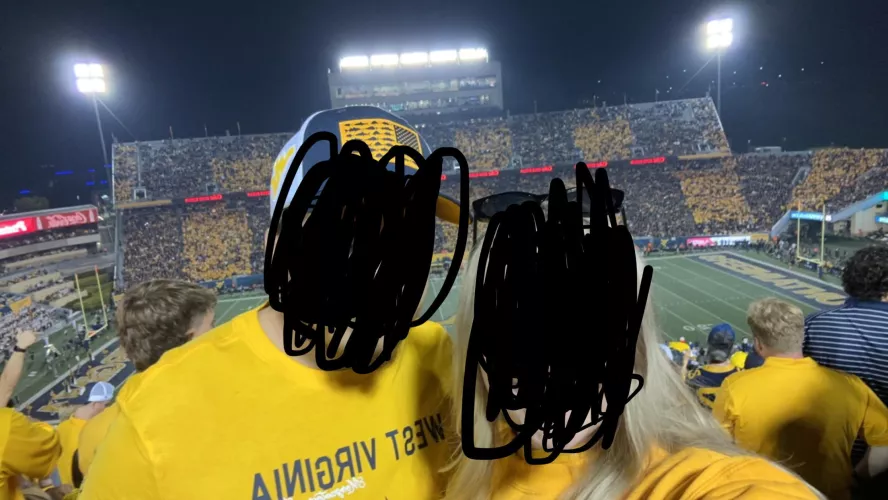 MF (22-21) looking for MF-F Morgantown wv willing to travel! 