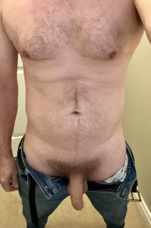 Might not be the best lighting, I hope you can still see what you want to?. (51)