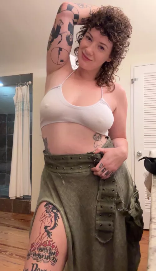 Mommy is ready to play ❤️‍🔥 Available now to make you leak and throb 😈💦 [sext] mommy [dom] VIP [rate] [cam] BG [vid] spit squirt [fet] 