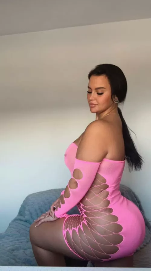 My perfect body was created for you , wanna fuck me??