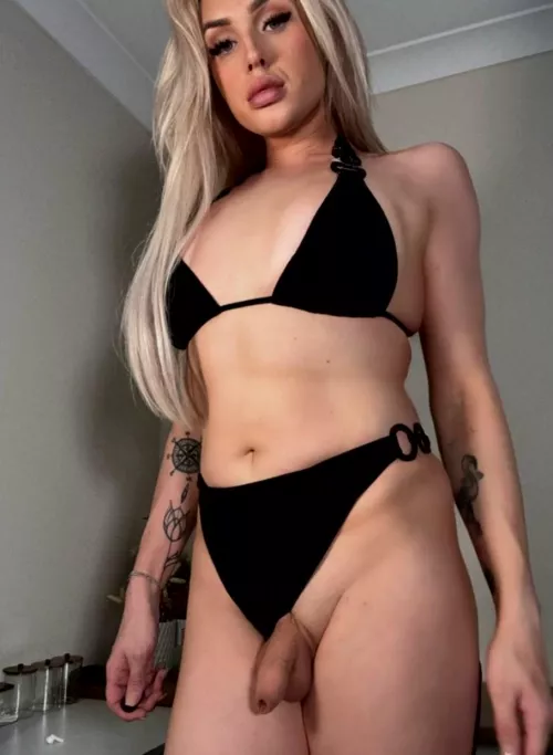 No one wants to suck my girldick just because I got a foreskin