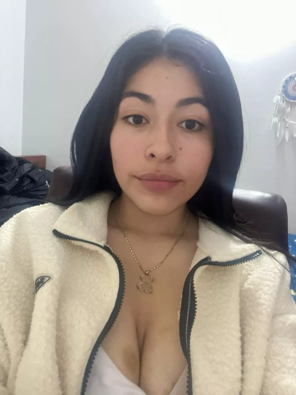 [Online] 19f latina! 