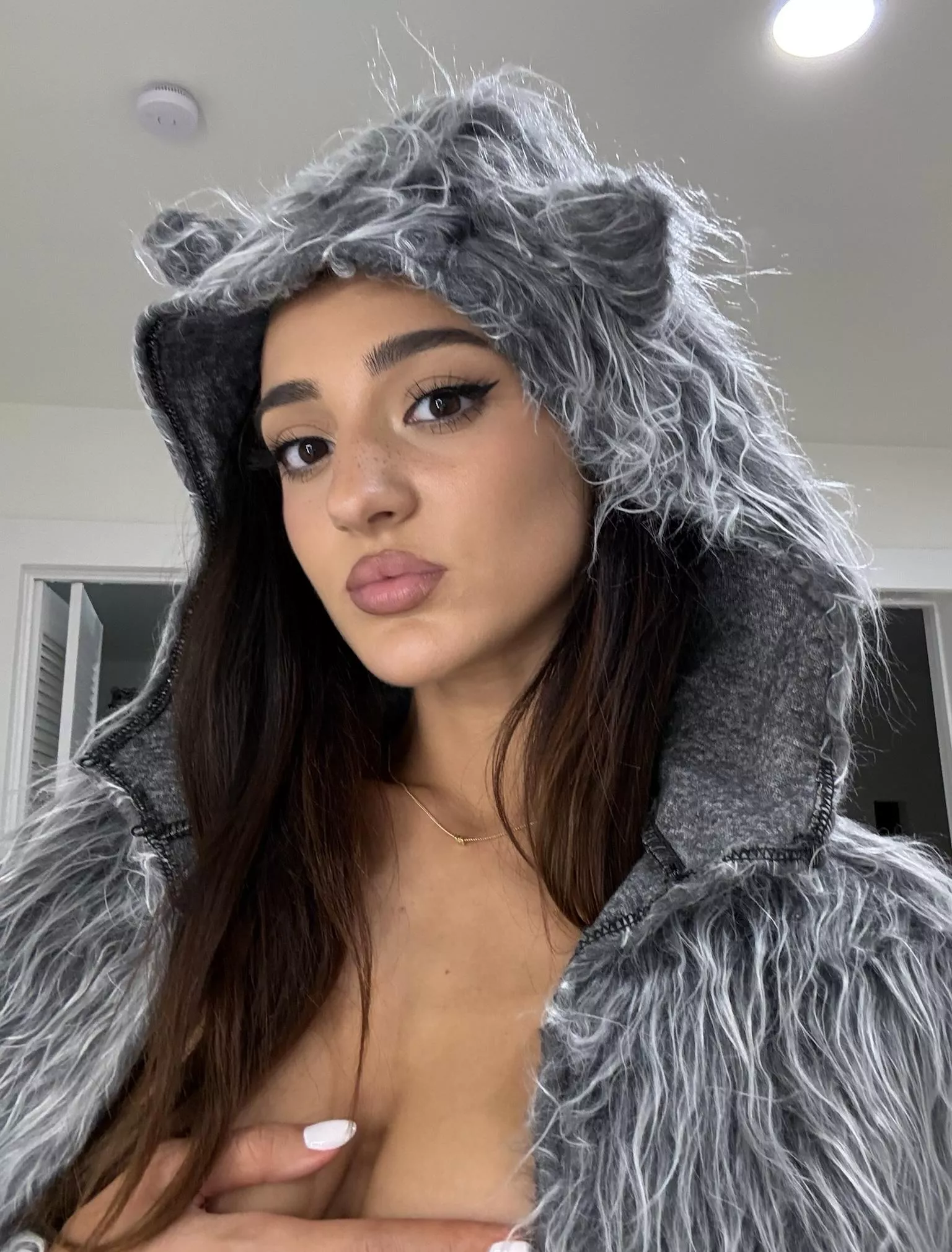 Pawsitively ready to pounce on you. 