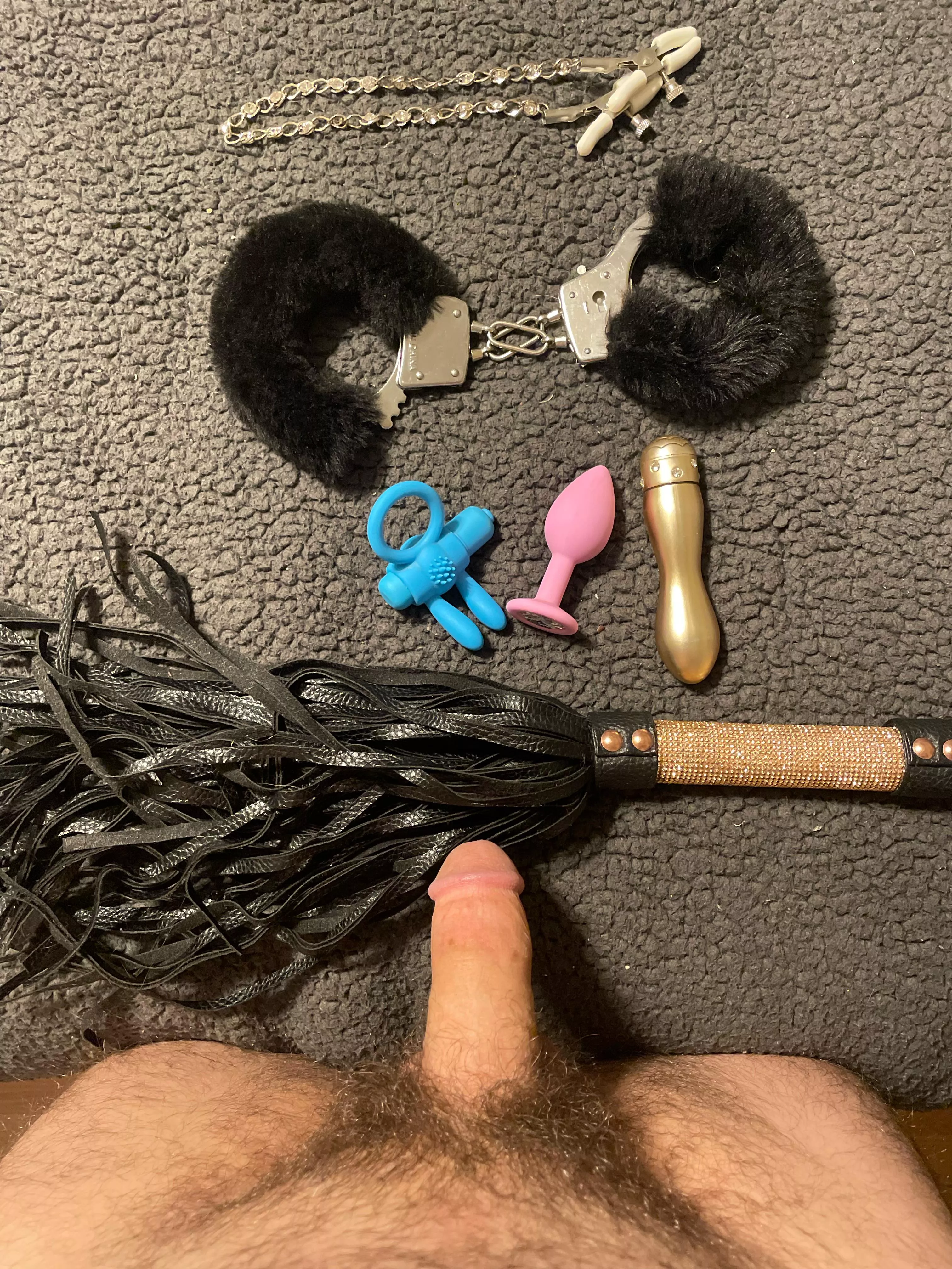 Play while the wife’s at work