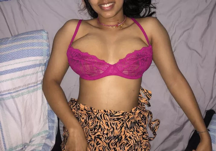 Rate my Halloween outfit (f) 🤭