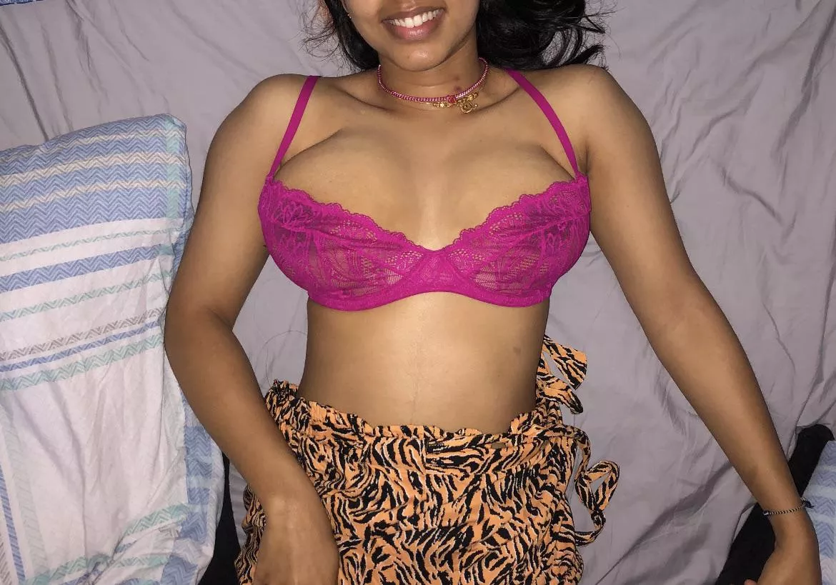Rate my Halloween outfit (f) 🤭